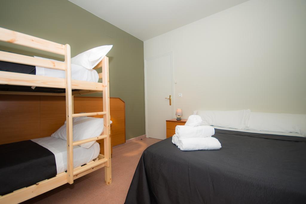 Center Plaza Figueres Apartman Kültér fotó